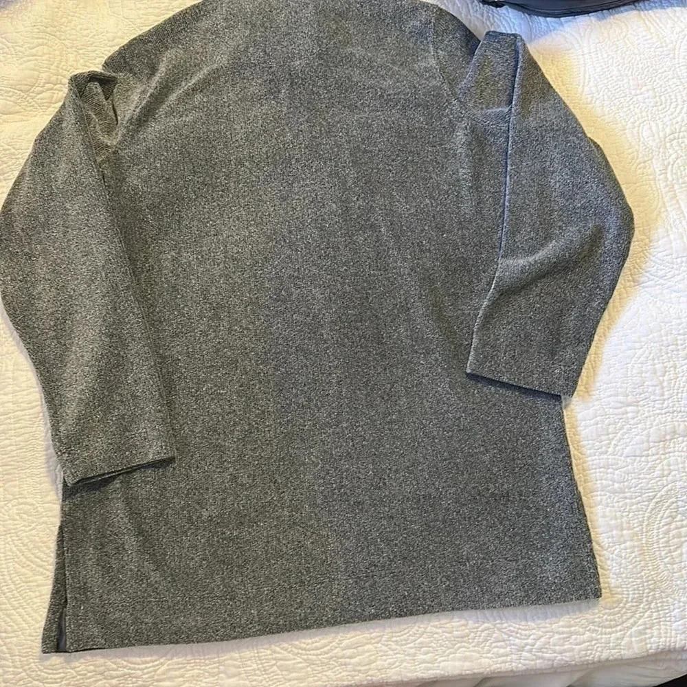 Liz Claiborne zip neck pullover size Medium - Picture 4 of 4